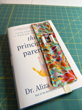 Load image into Gallery viewer, Pen Wrap