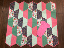 Load image into Gallery viewer, Half Hexi Crib Quilt