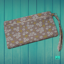 Load image into Gallery viewer, Double-zip Wristlet-Gray
