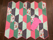 Load image into Gallery viewer, Half Hexi Crib Quilt
